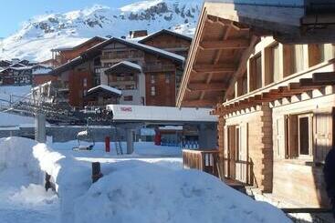 پانسیون Chalet Le Cordava