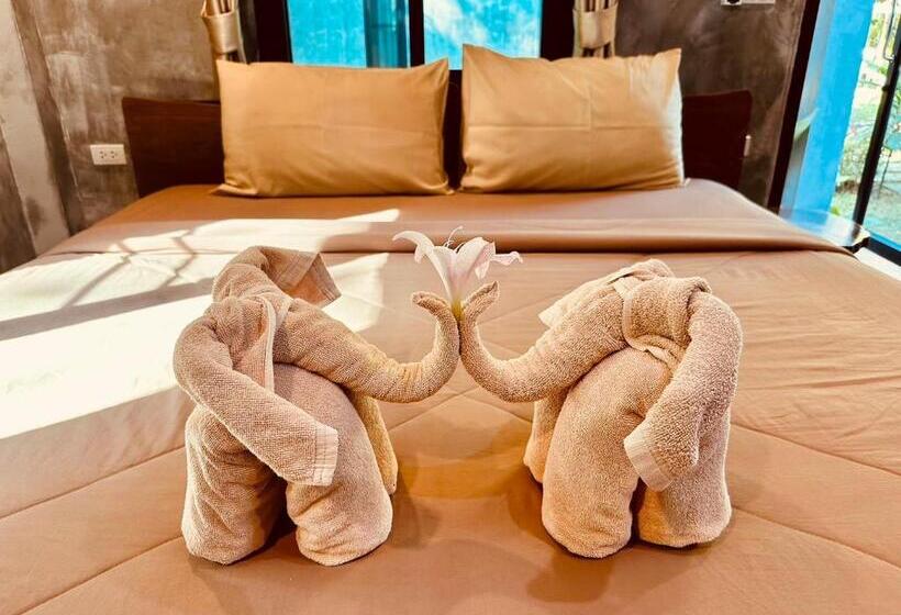 استراحتگاه Hanoii House