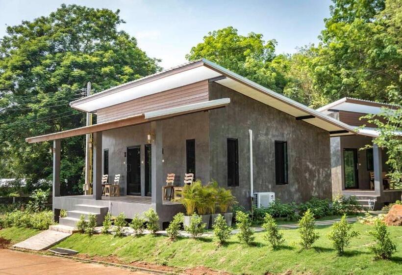 استراحتگاه Hanoii House