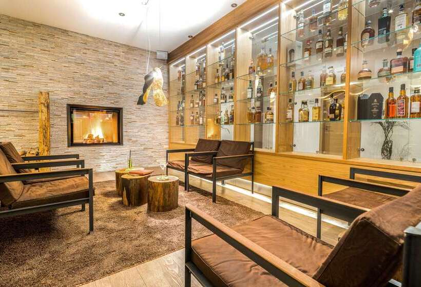 Отель Best Western Plus Io