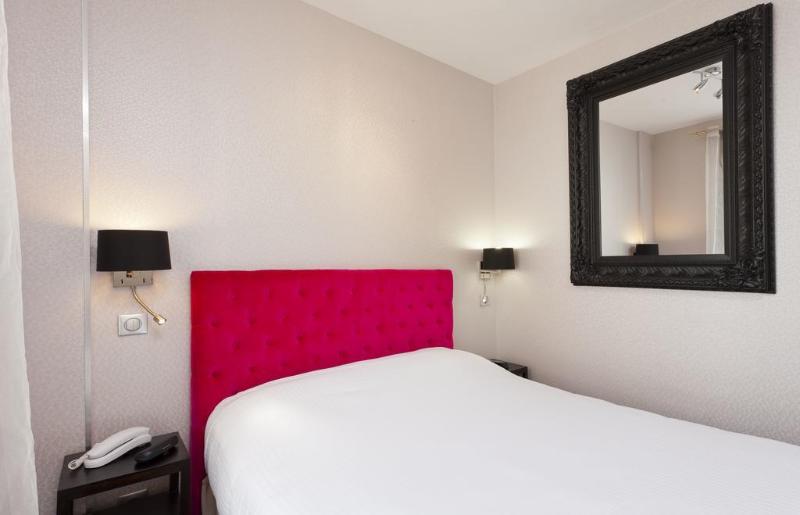هتل Enjoy Hostel