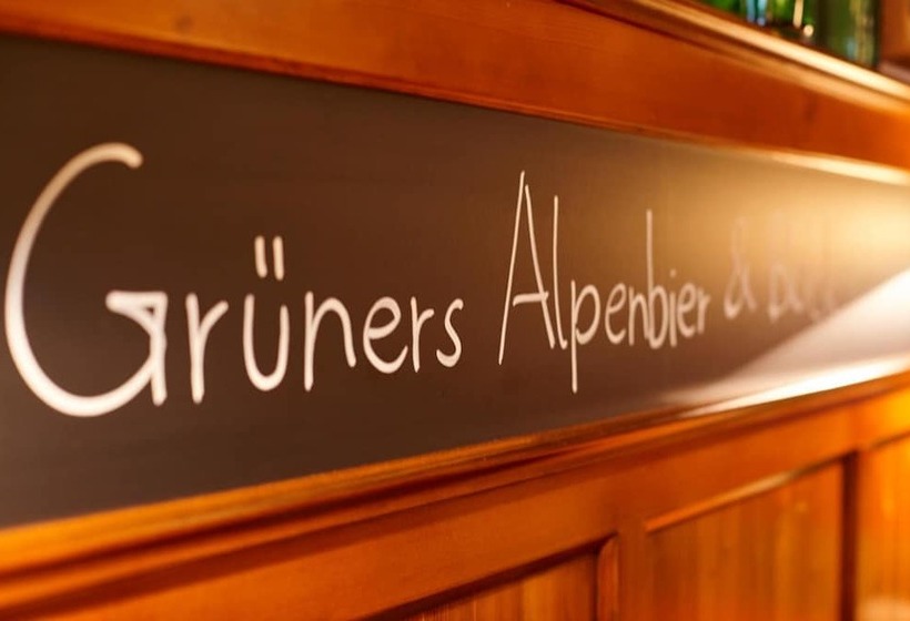 هتل Alpengasthof Grüner