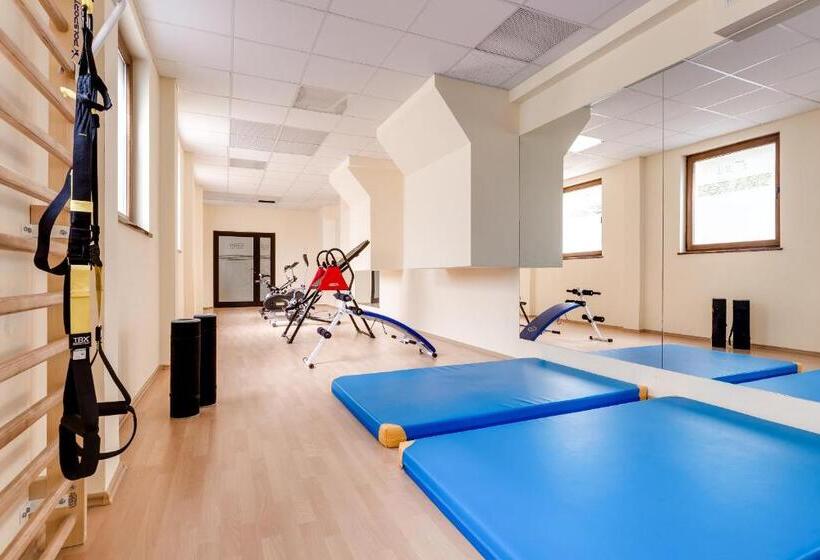 هتل Konradówka Wellness & Spa   300 Metrów Do Centrum