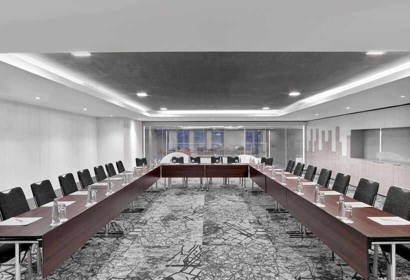 ホテル Le Méridien Istanbul Etiler