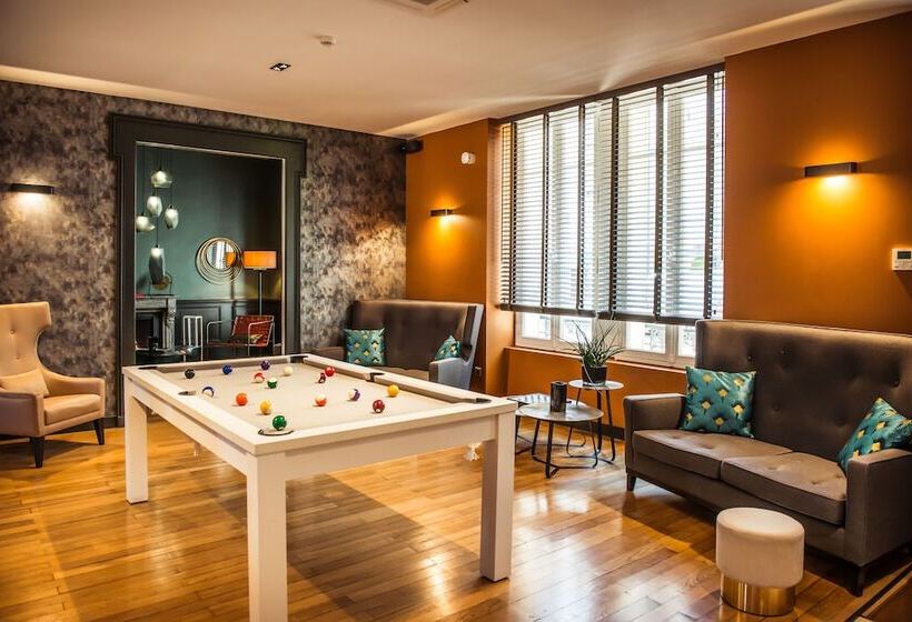 فندق Logis Villa C Hôtel