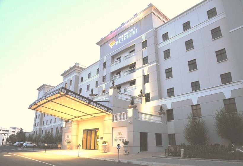 בית מלון כפרי Metcourt At Emperors Palace