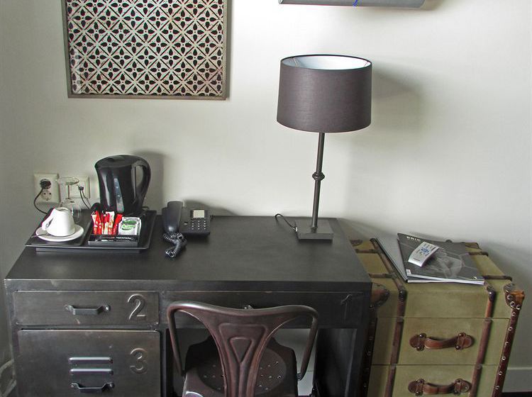 酒店 Sparks Hostel