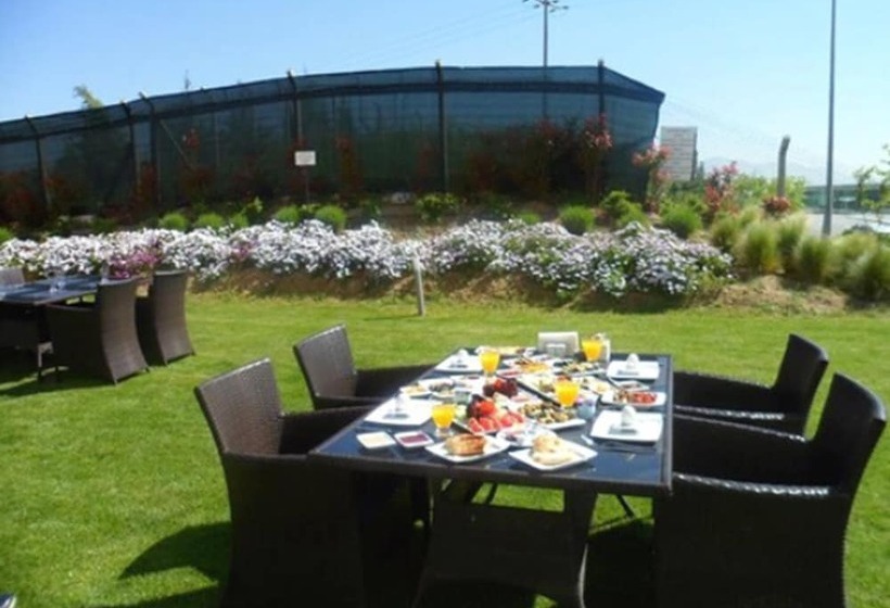 ホテル Orty Airport