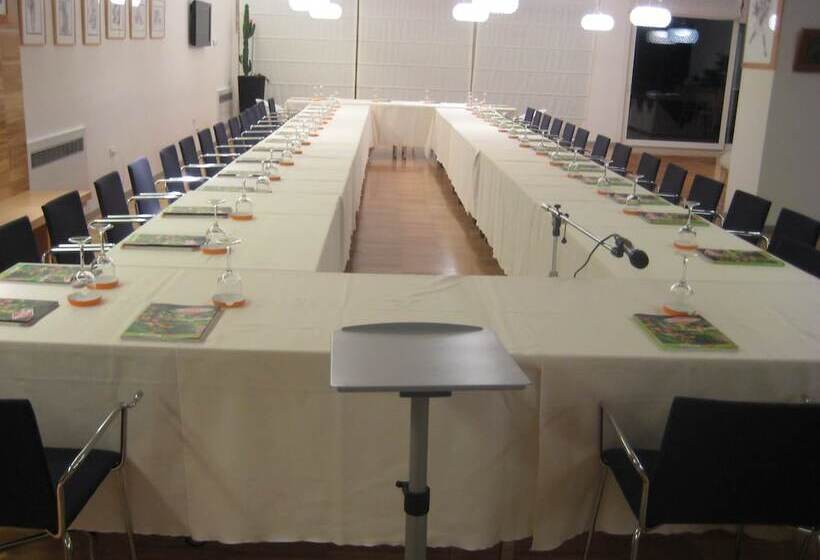 فندق Schio