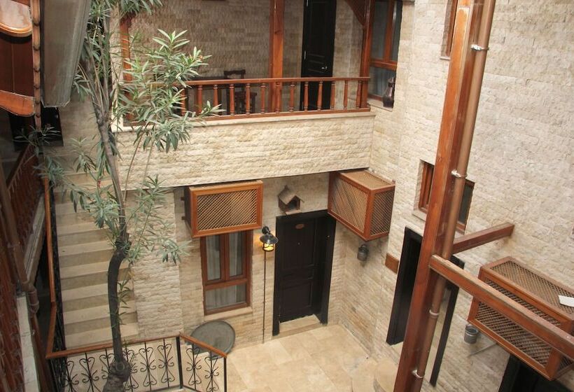 هتل Zeynep Hanim Konagi