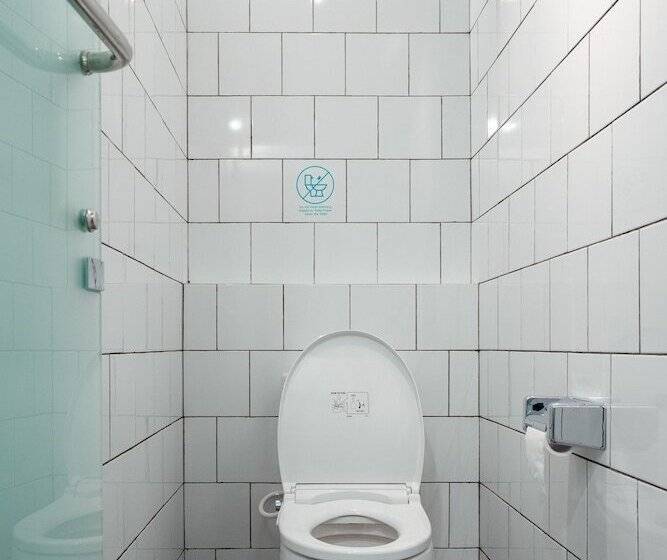 هاستل Bobopod Kota Lama, Semarang