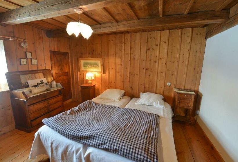 민박 Le Crêt L Agneau