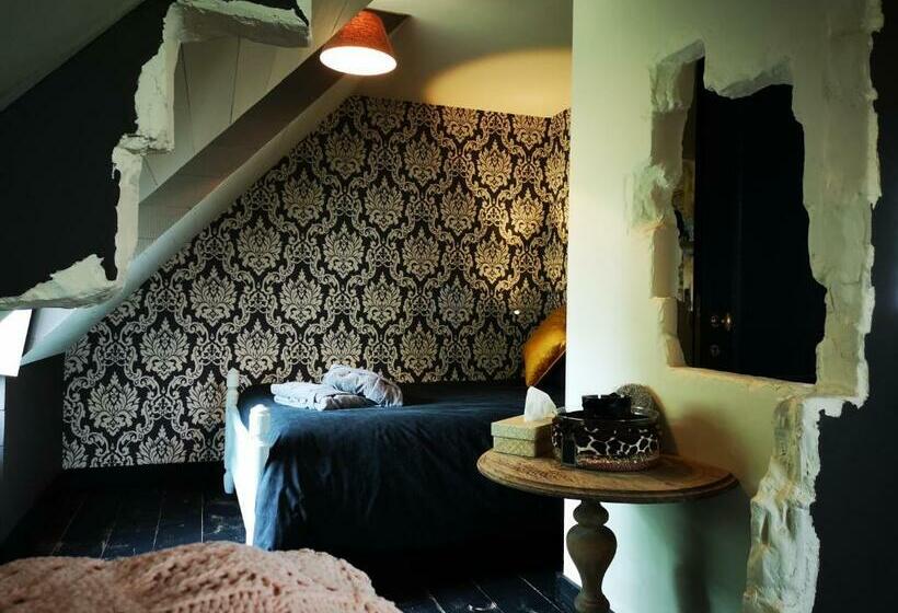 住宿加早餐  Casa Leone Near Bruges With Jacuzzi & Parking