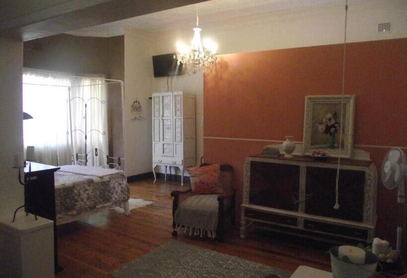 ベッドアンドブレックファースト Lavender Rose