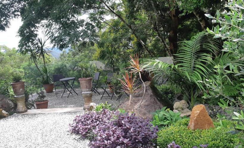 민박 Mapleton Peaceful Provence Bnb