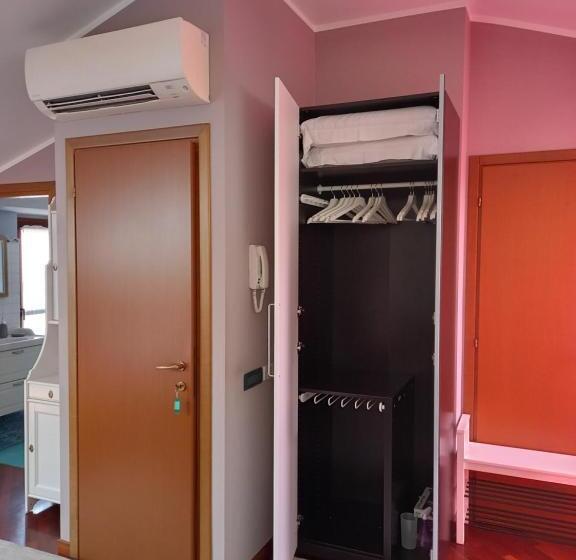 بنسيون La Mansarda Di Mi&lo Junior Suite