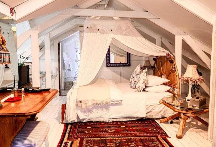 مبيت وإفطار Annies Cottage