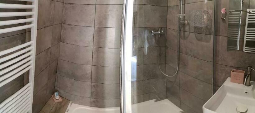 مبيت وإفطار Au Gué Du Bois