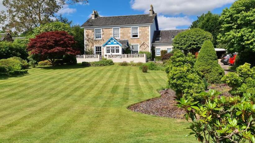 مبيت وإفطار Creag Dhubh Country House