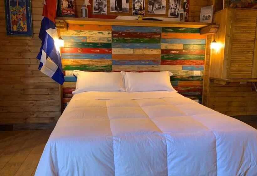 تختخواب و صبحانه La Casa Di Emanuella   Rooms & International Suites