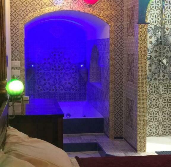 تختخواب و صبحانه La Casa Di Emanuella   Rooms & International Suites