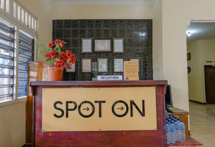 فندق Spot On 1847  Maya