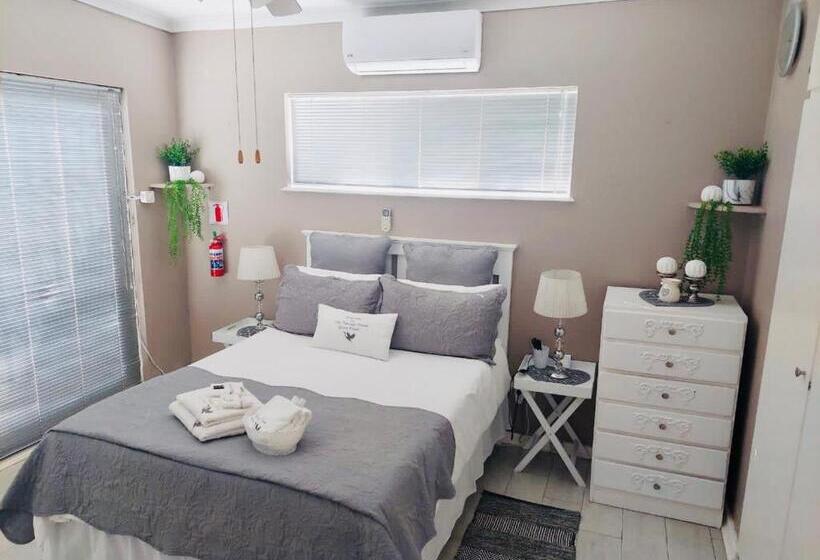 פנסיון The Vintage Crane Guest House