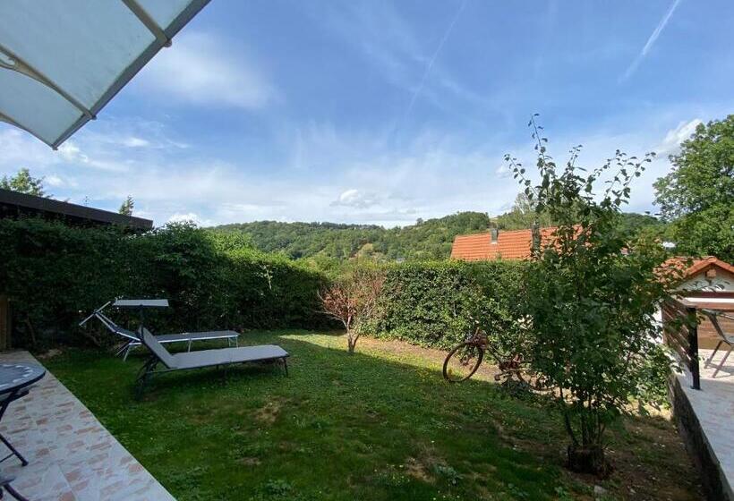 פנסיון Waldbergperle Ernsbach