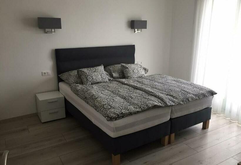 Jókai Apartman