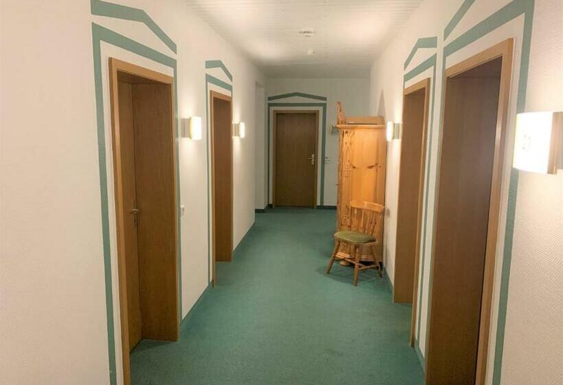 ペンション Gästehaus Cordula