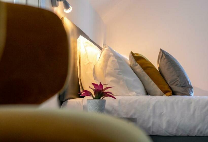 فندق صغير Fino Rooms