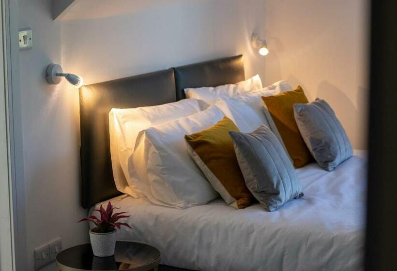 فندق صغير Fino Rooms