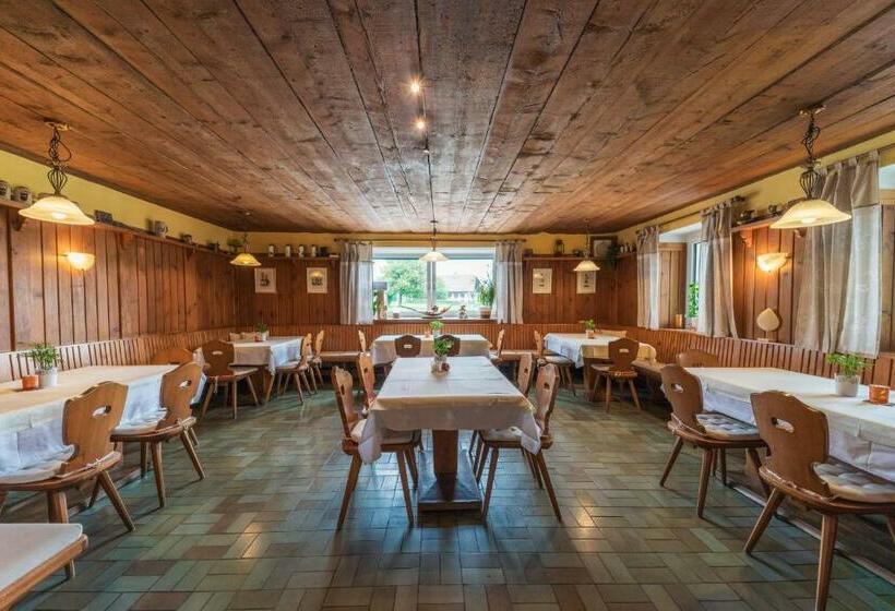 Общежитие Gasthof Zur Seeburg