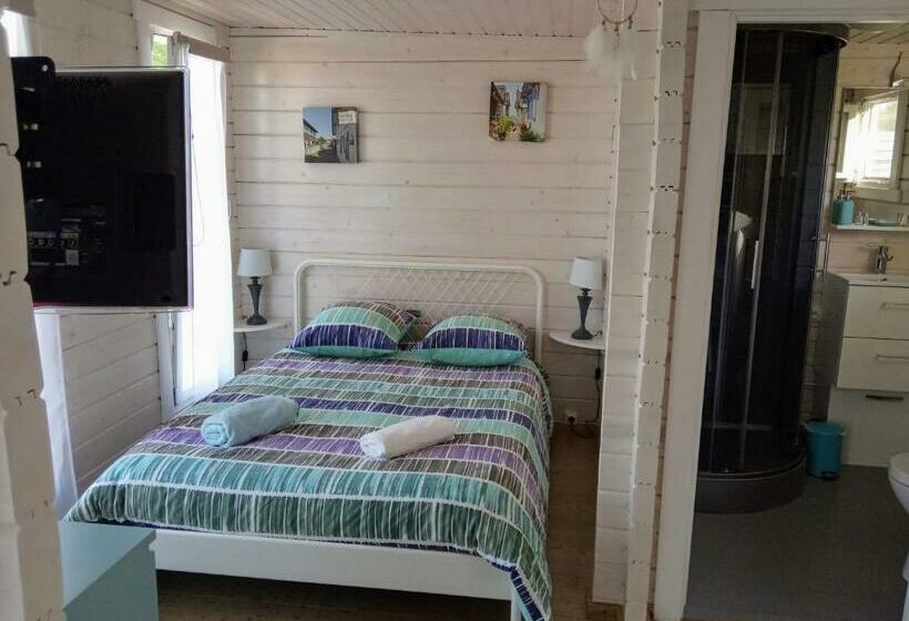 Bed and Breakfast Agreable Petit Chalet
