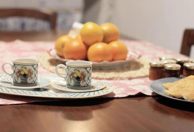 مبيت وإفطار Ca  Du Tu