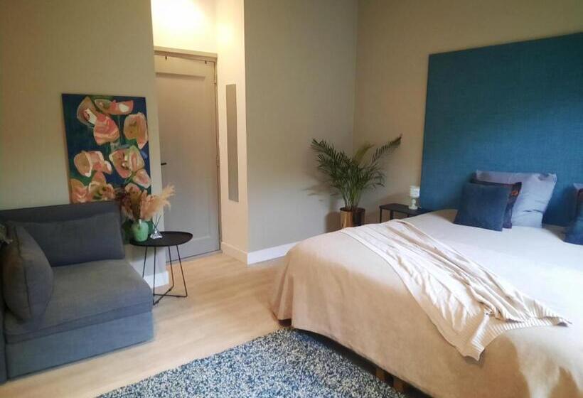 تختخواب و صبحانه Inn The Green