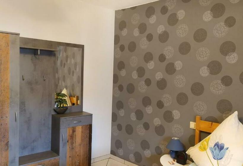 ベッドアンドブレックファースト Pension Deerkemer Kuh