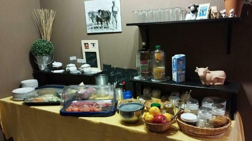 ベッドアンドブレックファースト Pension Deerkemer Kuh