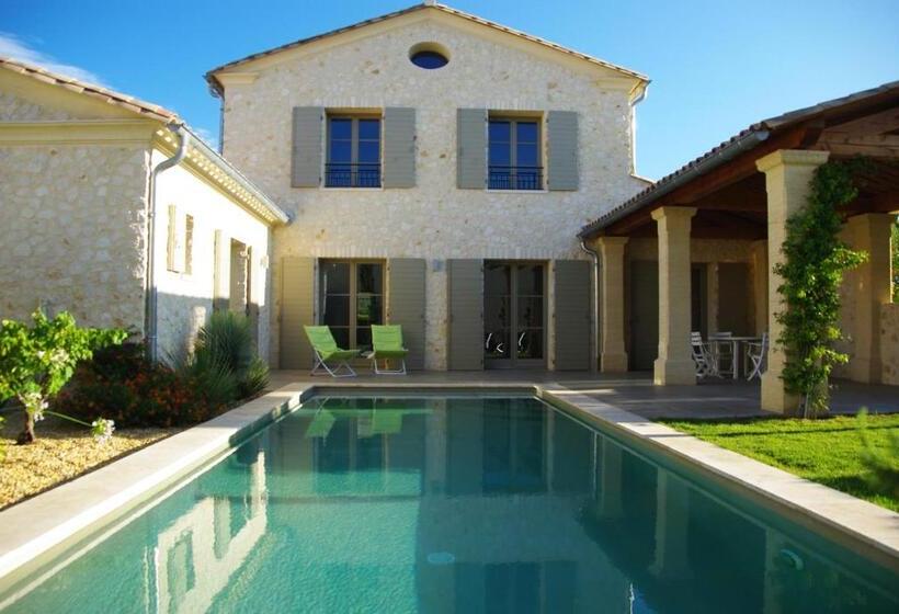 住宿加早餐  Uzes Decouvertes