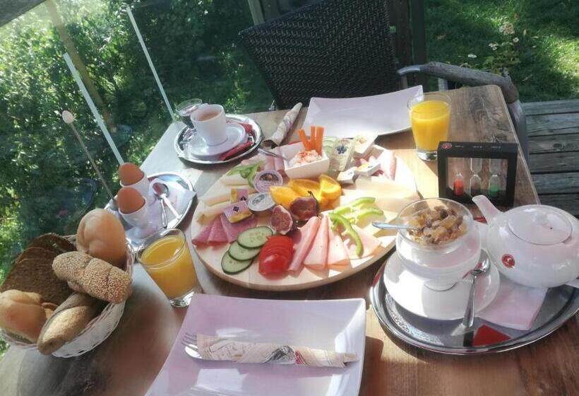 Cafe Pension Rafaela