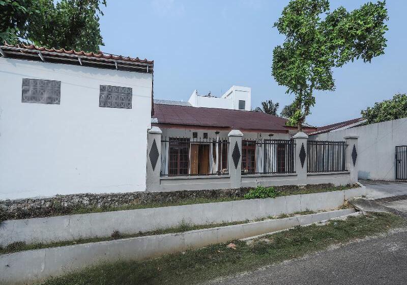 فندق Oyo 1582 Bungo Guest House