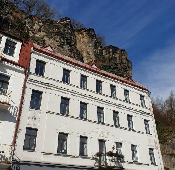 هتل Penzion Via Ferrata