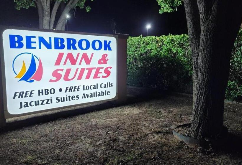 모텔 Benbrook Inn & Suites