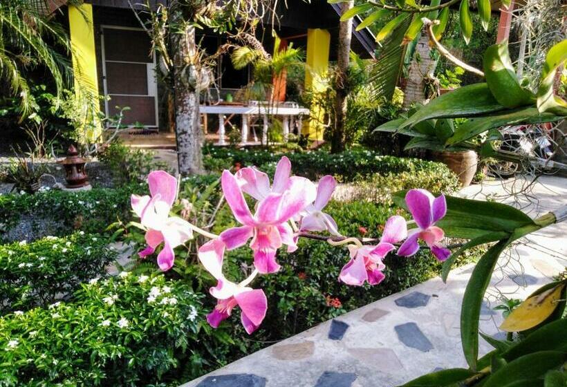 استراحتگاه Sanuk Bungalow