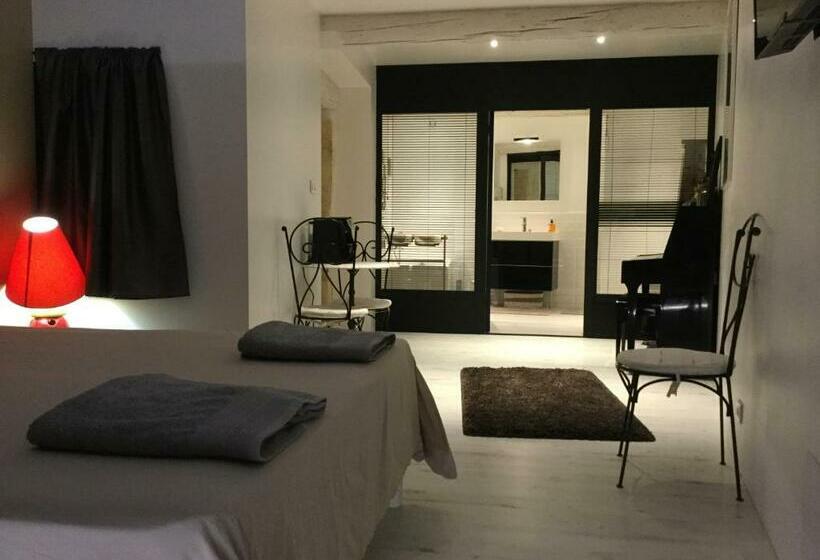 住宿加早餐 Eyragues Suite Parentale