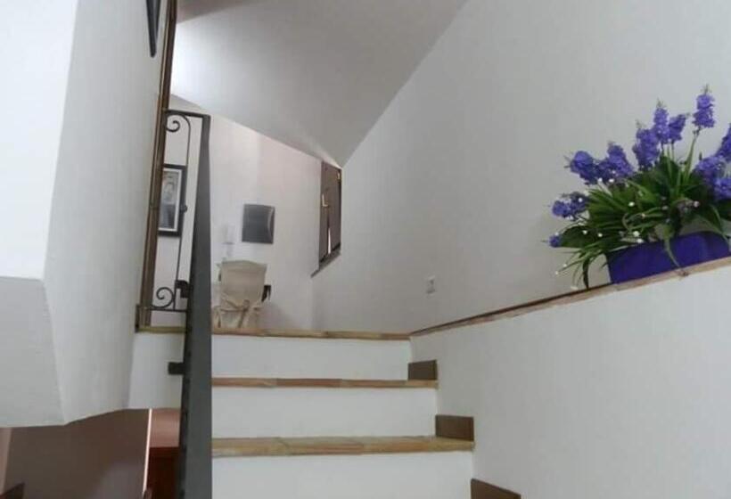 Отель Agriturismo Ai Monaci