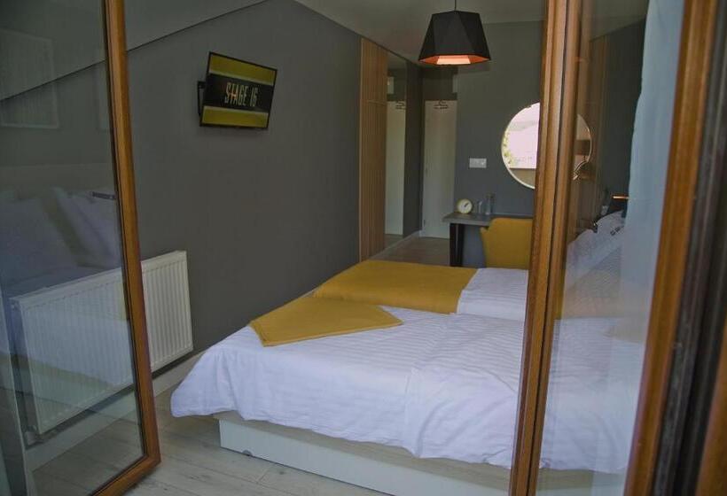 فندق B&b Alibi