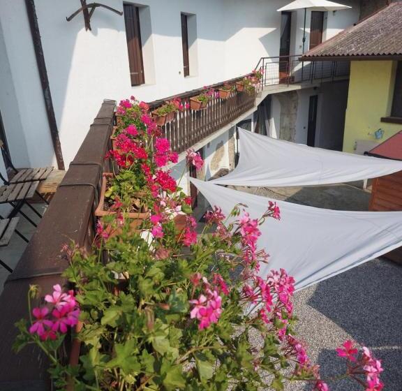 פנסיון Fragole E Menta