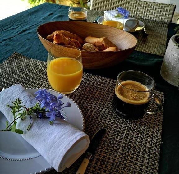 ペンション L Esquiroù