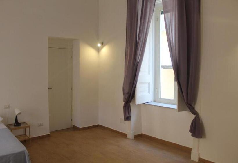 تختخواب و صبحانه Casa Laura Oliva Mancini